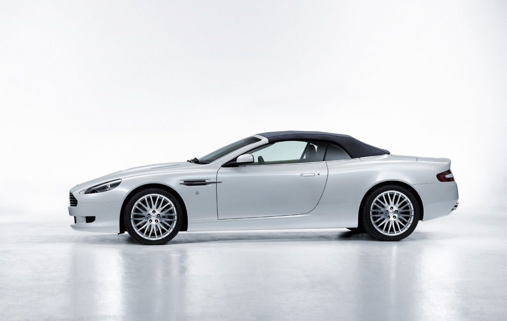 Aston Martin - DB9 Volante vanaf 2004 CD Speler reparatie