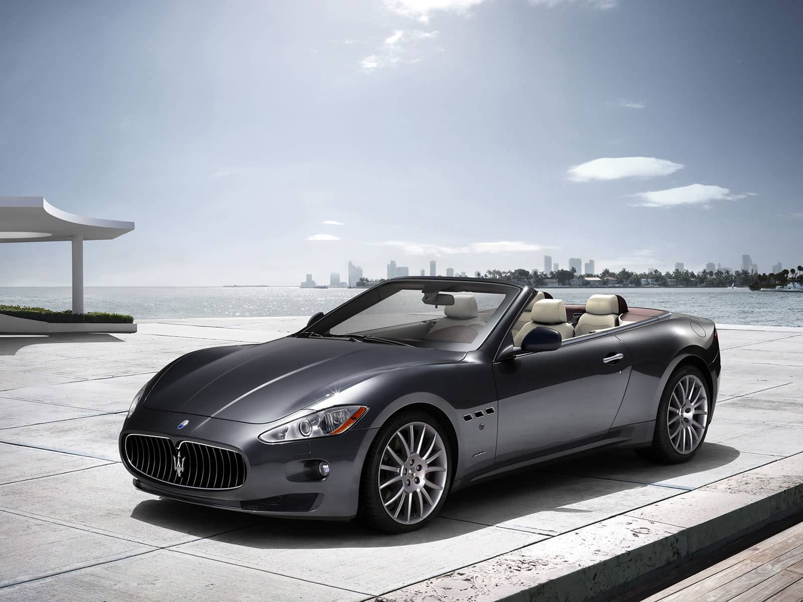 Maserati - GranCabrio vanaf 2010 Navigatietoestel reparatie