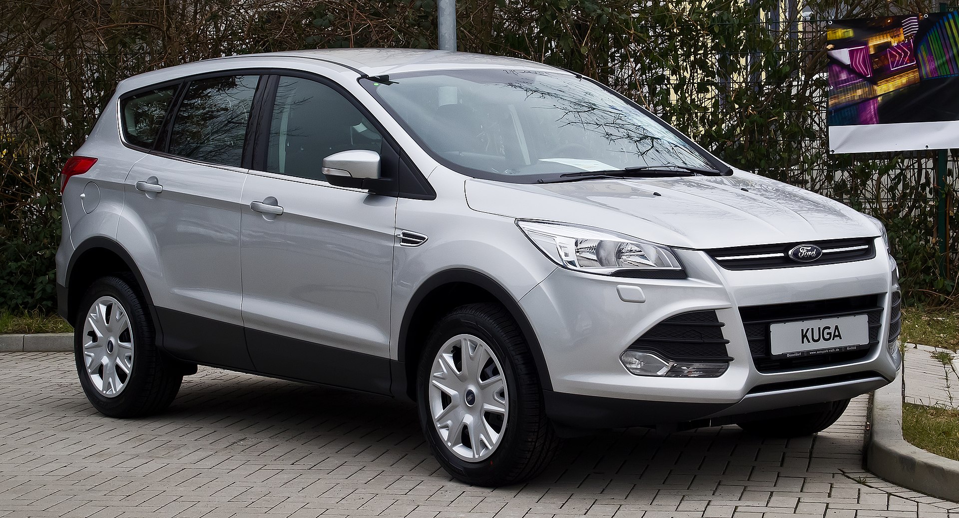 Burton - Kuga 2e generatie vanaf 2012 Radiotoestel reparatie