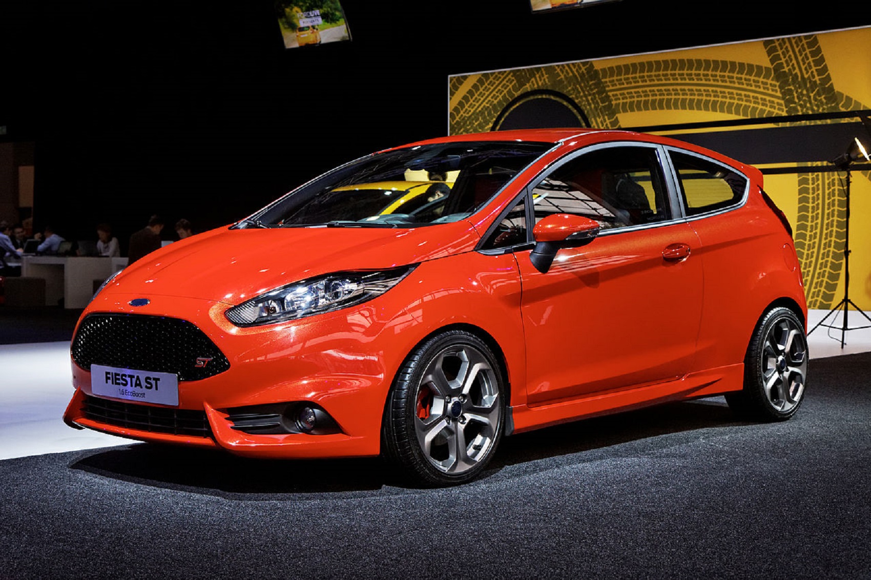 Ford - Fiësta MK 6 facelift vanaf 2012 Navigatiescherm reparatie