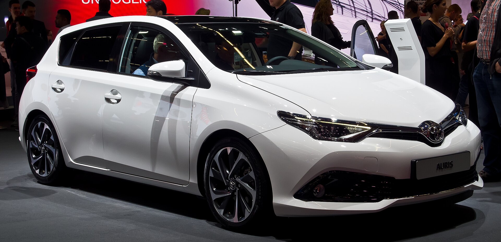 Toyota - Auris 2e gen. E18 vanaf 2012 Navigatietoestel reparatie