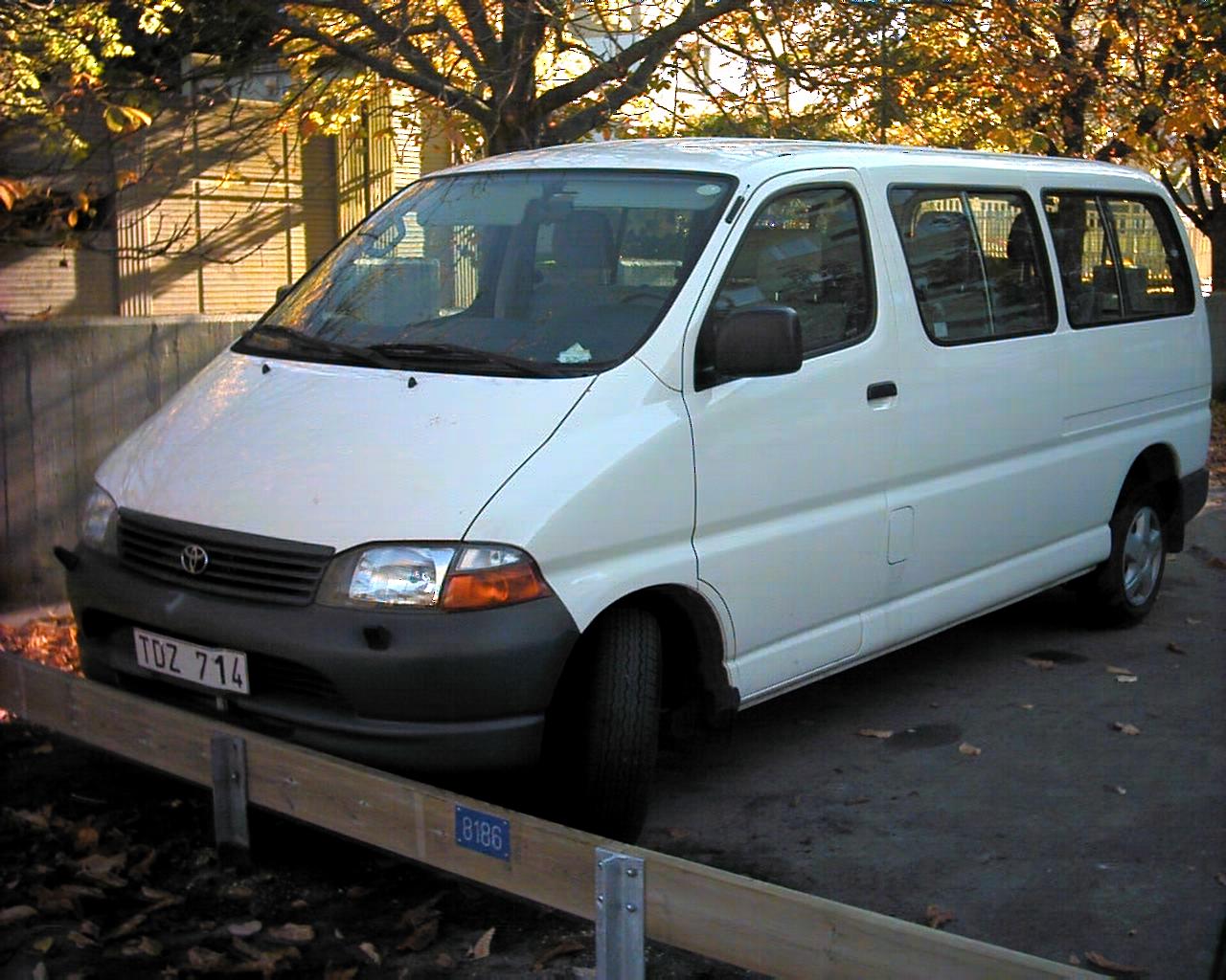 Toyota - HiAce 4de gen. 3de facelift v.a. 2002 Tellerpaneel reparatie